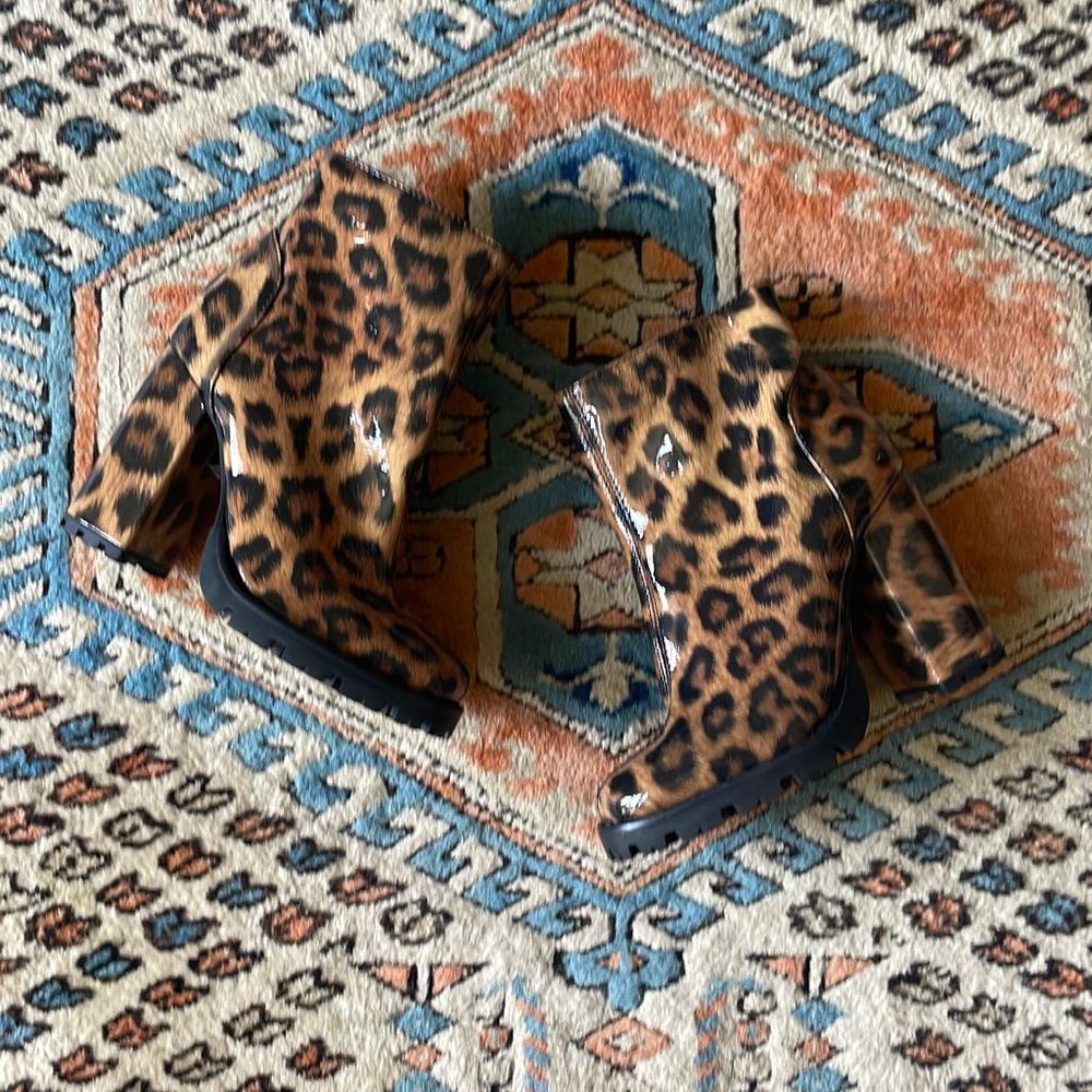 SCHUTZ Nandy Stacked Heel Lug Sole Patent Leather Leopard Print Booties